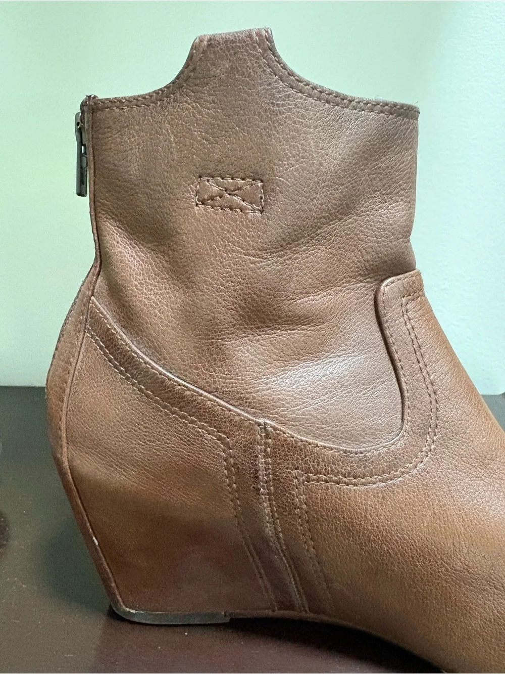 Women's Brown Leather Wedge Ankle Boots Frye Carson size 10